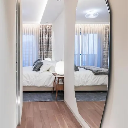 Comfortable And Prestigious Interior *