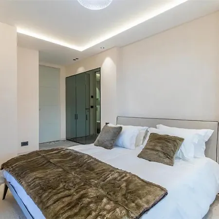 Comfortable And Prestigious Interior * Beausoleil